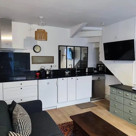 Cocon Avec Terrasse à 2 Pas Du Vieux Port *