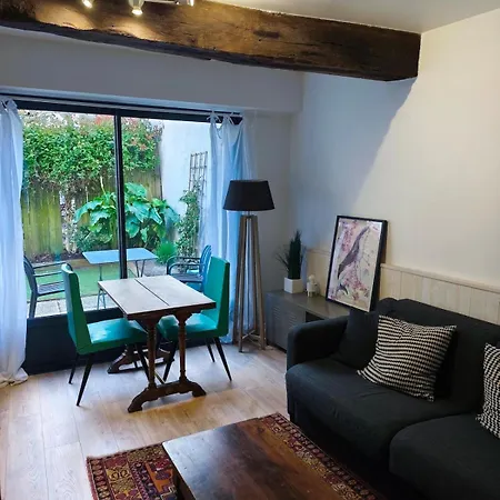 Cocon Avec Terrasse A 2 Pas Du Vieux Port La Rochelle (Charente-Maritime)